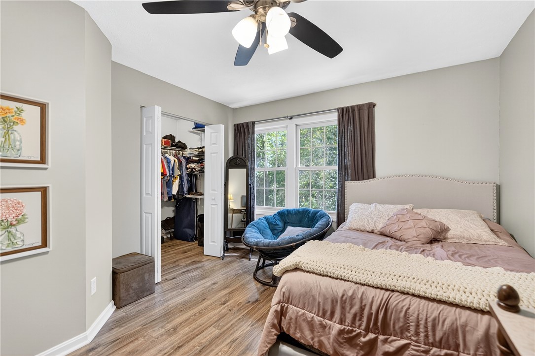 Cecil, Pennsylvania 15017, United States, 2 Bedrooms Bedrooms, ,2 BathroomsBathrooms,Residential,Contingent,181056