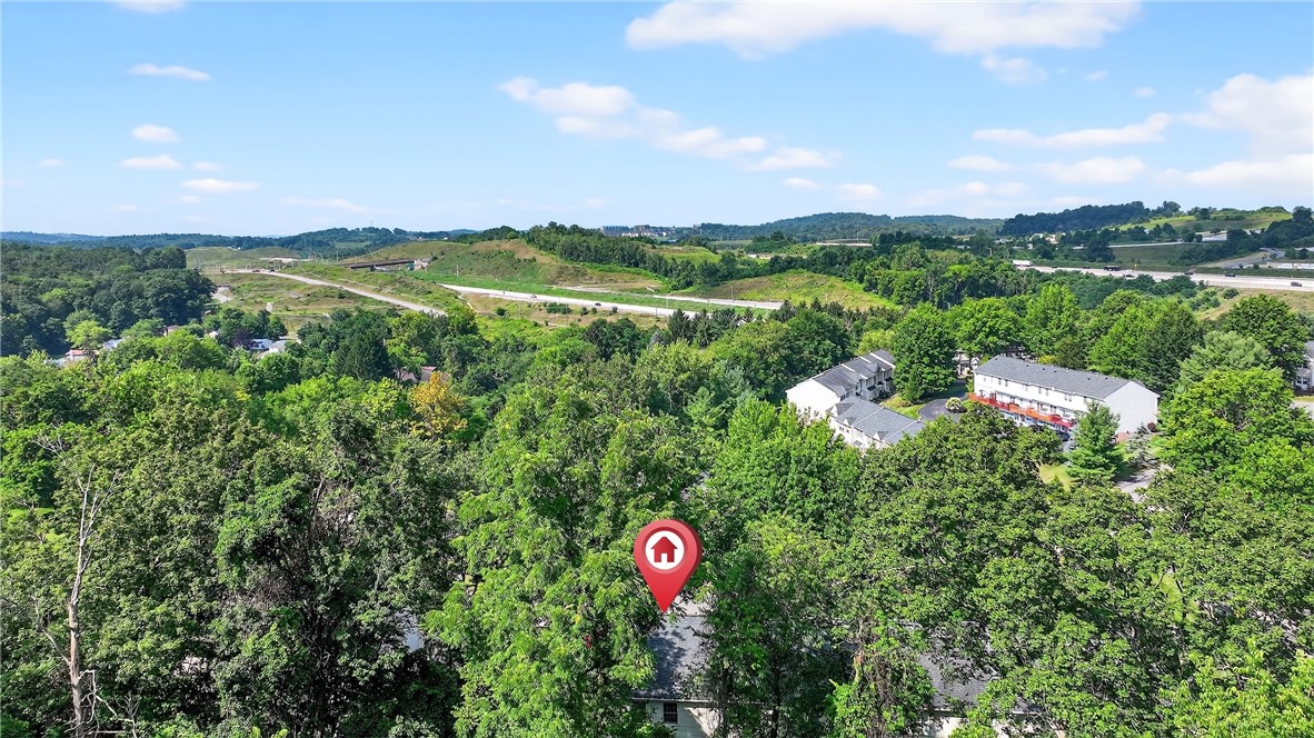 Cecil, Pennsylvania 15017, United States, 2 Bedrooms Bedrooms, ,2 BathroomsBathrooms,Residential,Contingent,181056