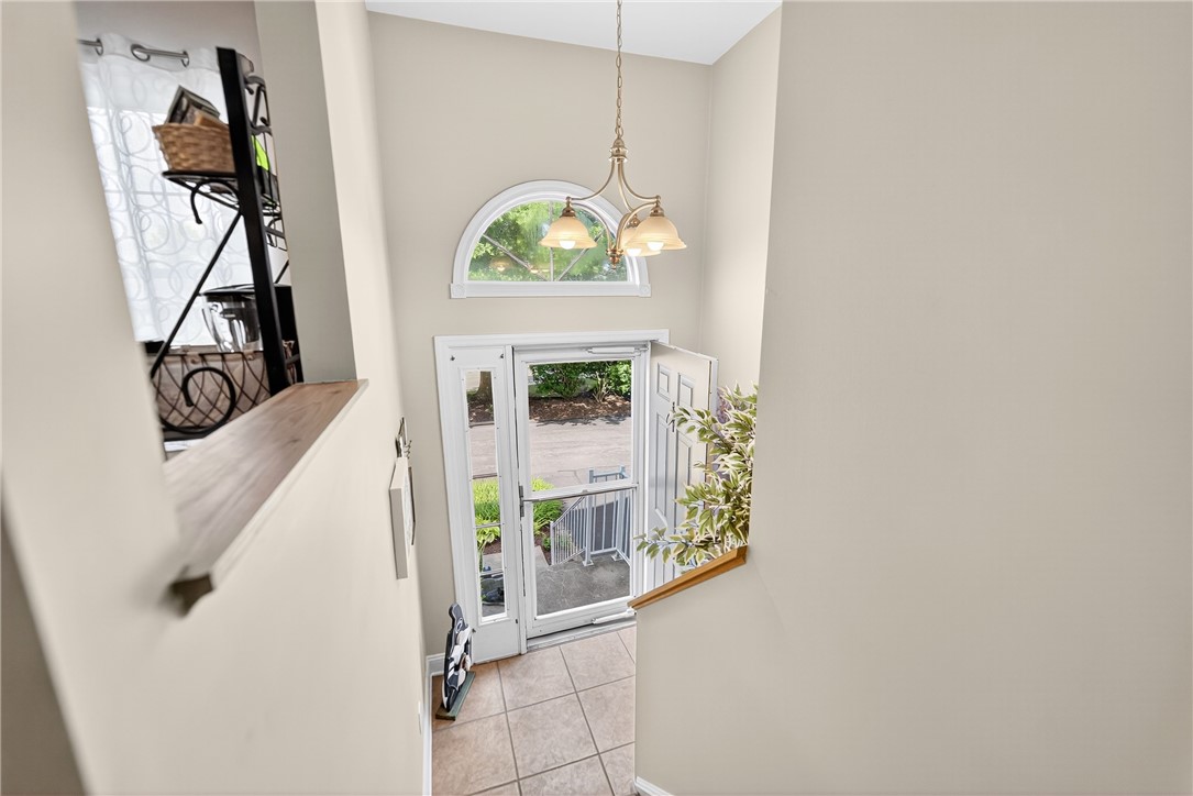 Cecil, Pennsylvania 15017, United States, 2 Bedrooms Bedrooms, ,2 BathroomsBathrooms,Residential,Contingent,181056