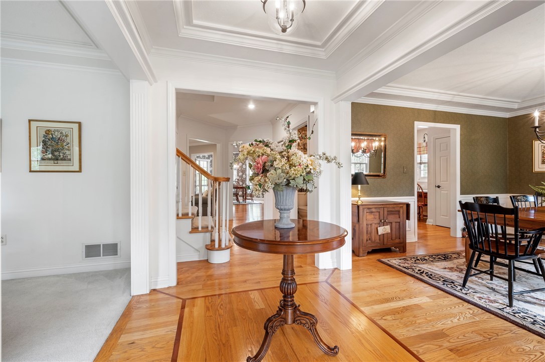 114 Golfview Dr