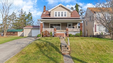 Photo for 419 E Clen Moore Blvd