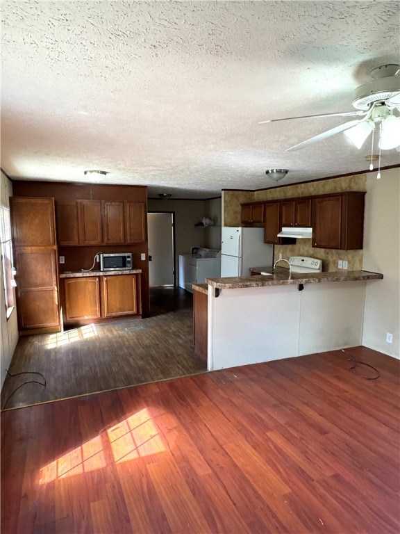 Dunbar Twp, Pennsylvania 15425, United States, 3 Bedrooms Bedrooms, ,2 BathroomsBathrooms,Residential,Active,101556