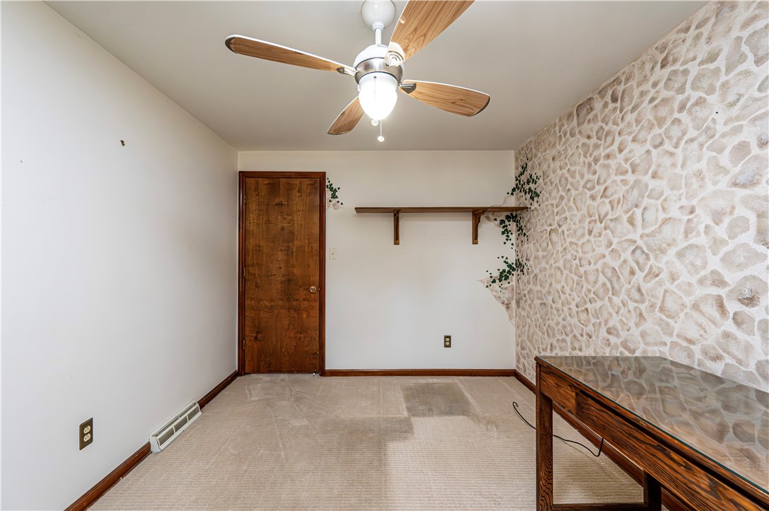 Hempfield Twp, Pennsylvania 15601, United States, 3 Bedrooms Bedrooms, ,3 BathroomsBathrooms,Residential,Active,199201