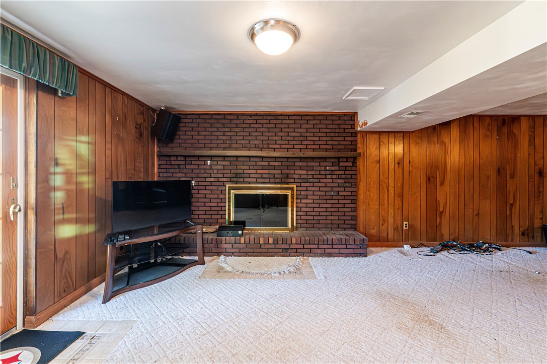 Hempfield Twp, Pennsylvania 15601, United States, 3 Bedrooms Bedrooms, ,3 BathroomsBathrooms,Residential,Active,199201