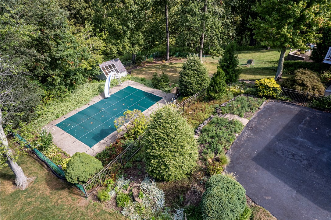 Hempfield Twp, Pennsylvania 15601, United States, 3 Bedrooms Bedrooms, ,3 BathroomsBathrooms,Residential,Active,199201