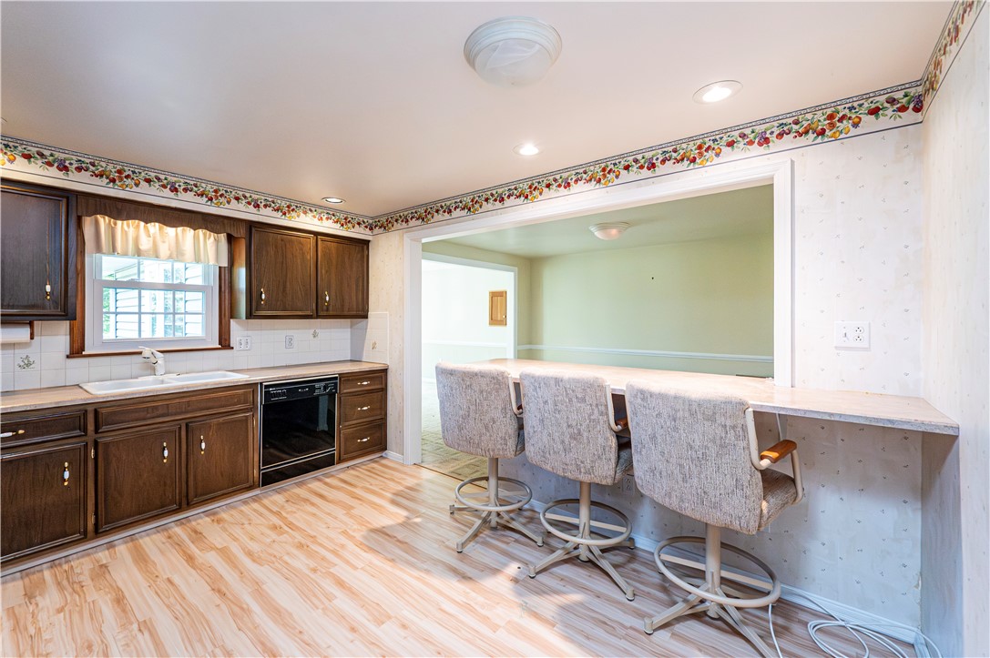 Hempfield Twp, Pennsylvania 15601, United States, 3 Bedrooms Bedrooms, ,3 BathroomsBathrooms,Residential,Active,199201