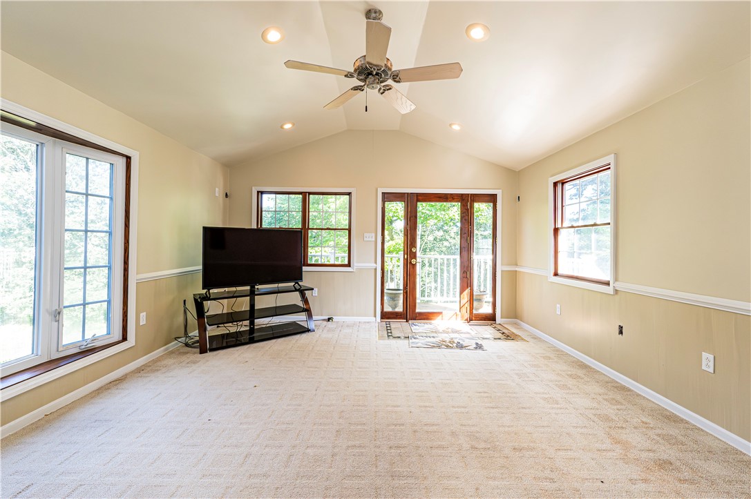 Hempfield Twp, Pennsylvania 15601, United States, 3 Bedrooms Bedrooms, ,3 BathroomsBathrooms,Residential,Active,199201