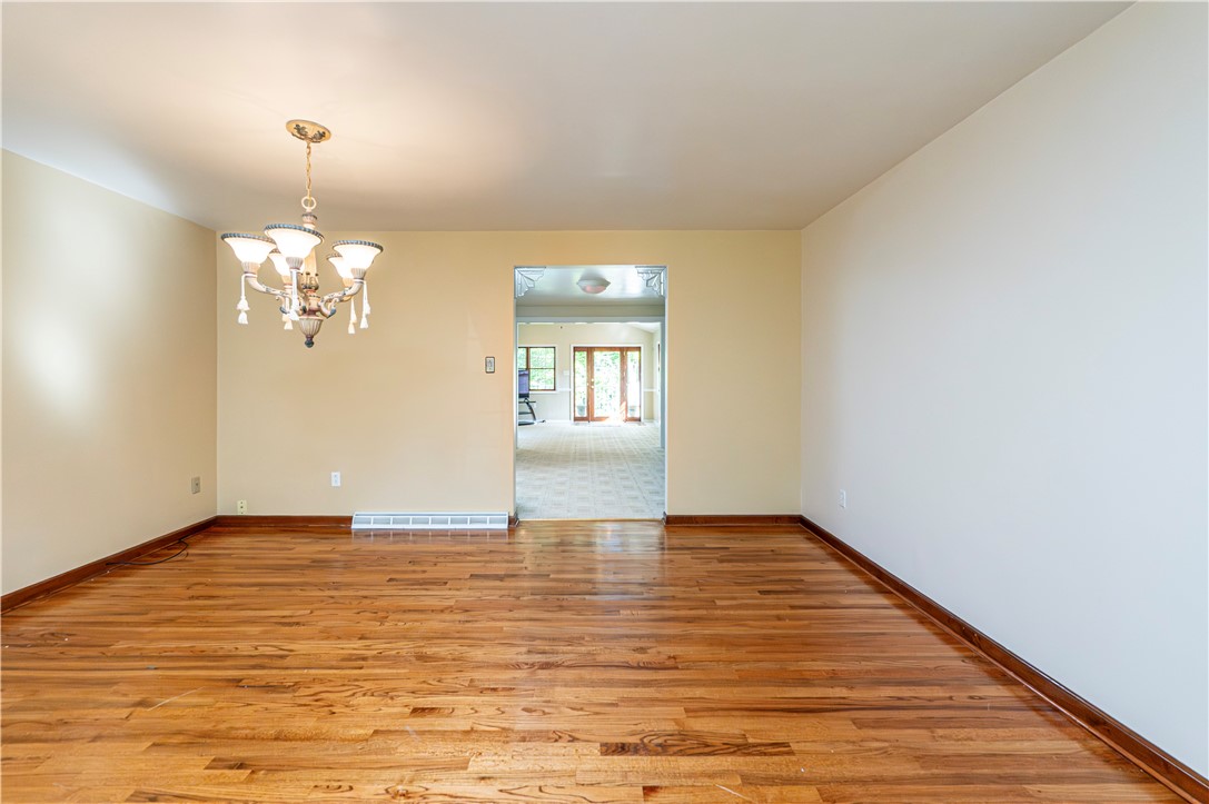 Hempfield Twp, Pennsylvania 15601, United States, 3 Bedrooms Bedrooms, ,3 BathroomsBathrooms,Residential,Active,199201