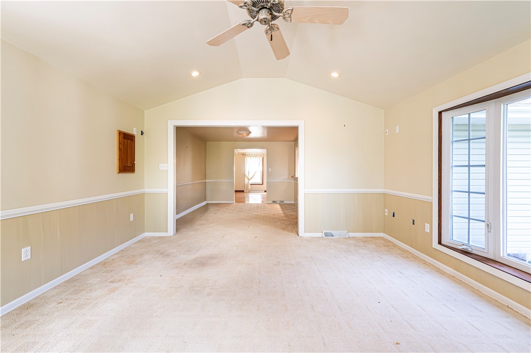 Hempfield Twp, Pennsylvania 15601, United States, 3 Bedrooms Bedrooms, ,3 BathroomsBathrooms,Residential,Active,199201