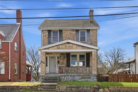 Photo of 1655 Steuben St, Pittsburgh, PA 15205 (MLS # 1746736)