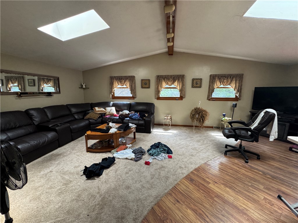 114 Pinoak Ln