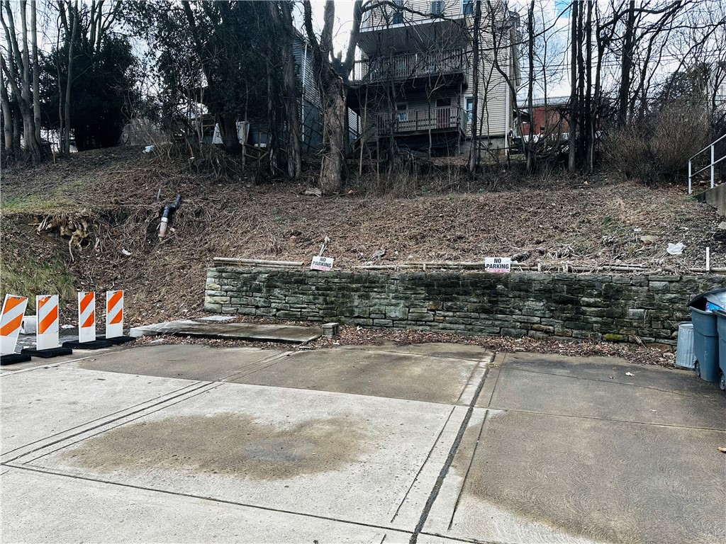 Brownsville Road, South Park, Pennsylvania image 13