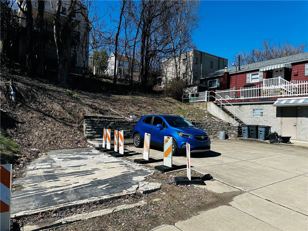 Brownsville Road, South Park, Pennsylvania image 6