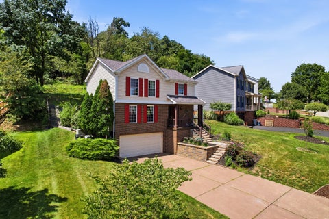 Homes For Sale - 760 Venango Avenue<br/> Shaler, PA 15209