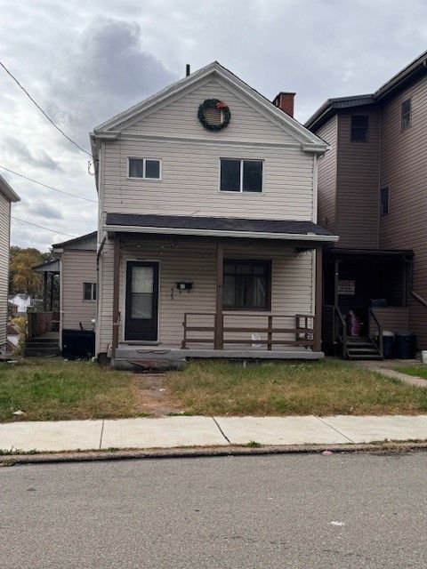 Photo of 628 Large Ave, Clairton, PA 15025 (MLS # 1727225)