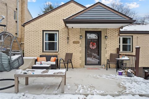 Photo of 1755 Hallowell St, Pittsburgh, PA 15210 (MLS # 1737331)