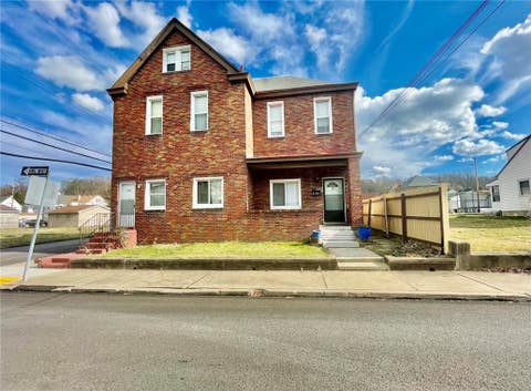 Homes For Sale - 732 Idlewood Ave Ave<br/> Carnegie, PA 15106