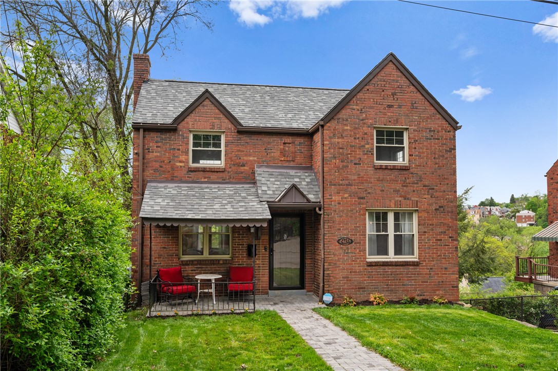 3234 Shadyway Dr Dr, Brentwood, Pennsylvania image 1