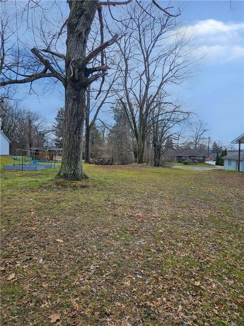 Vacant Land For Sale - 132 E Northview Ave Ave<br/> Lawrence County, New Castle, PA 16105