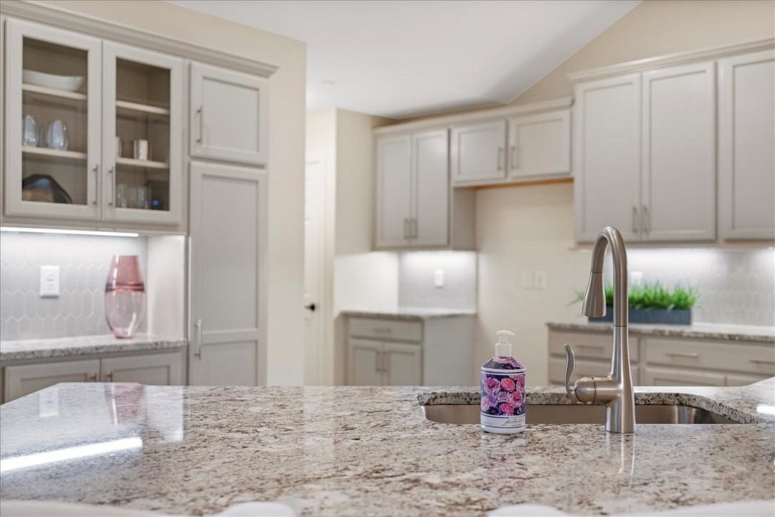 1111 Forest Oaks Drive Dr, Center Twp - BUT, Kentucky image 36
