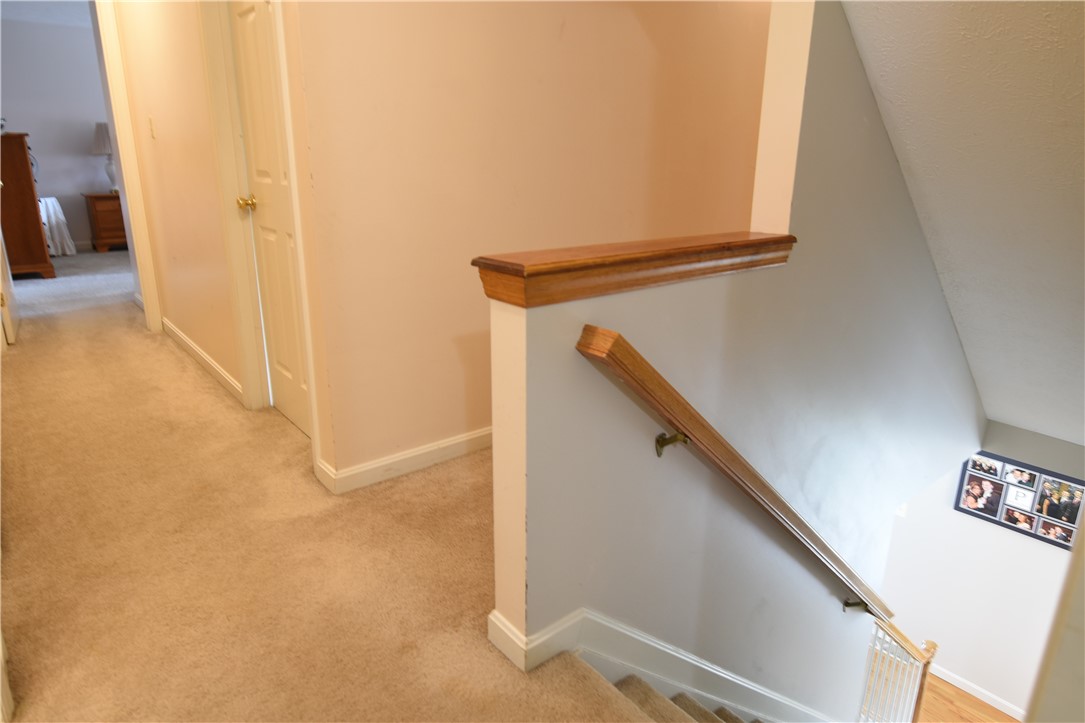 1025 Manor Vue Ct, Delmont, Pennsylvania image 17