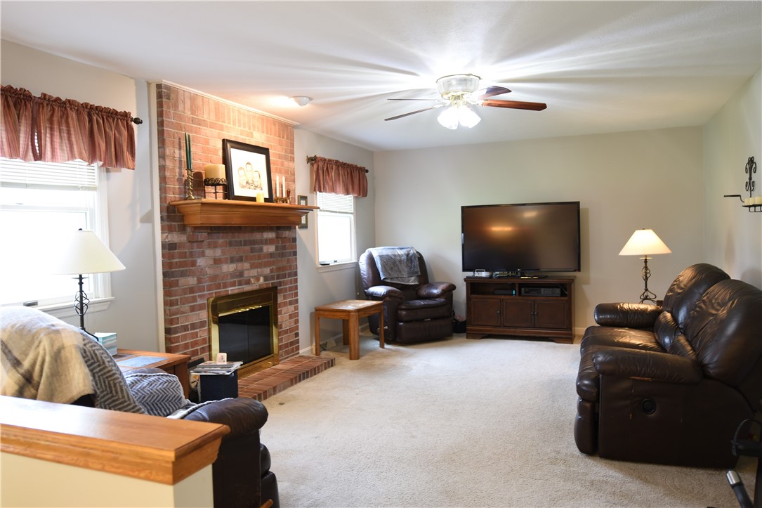 1025 Manor Vue Ct, Delmont, Pennsylvania image 22