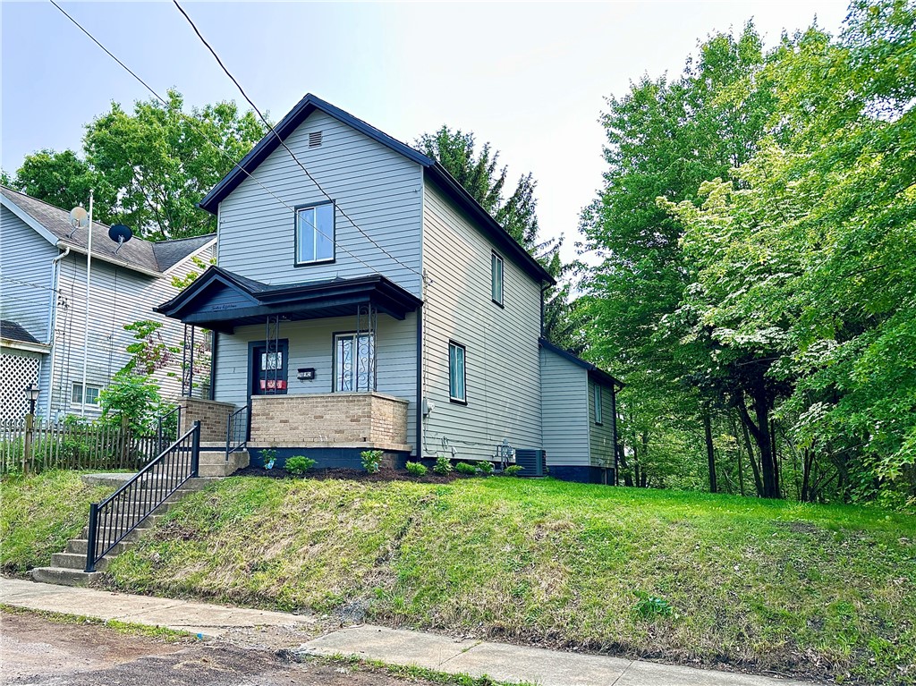 New Castle/4th, Pennsylvania 16101, United States, 2 Bedrooms Bedrooms, ,2 BathroomsBathrooms,Residential,Active,144351