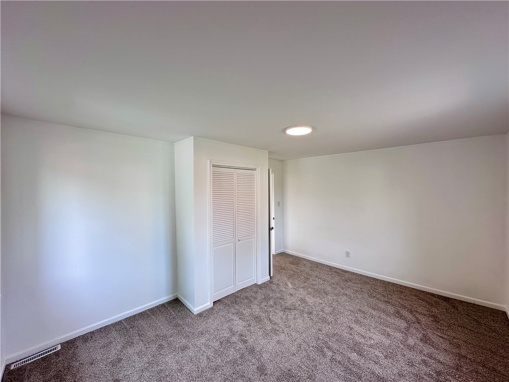 New Castle/4th, Pennsylvania 16101, United States, 2 Bedrooms Bedrooms, ,2 BathroomsBathrooms,Residential,Active,144351