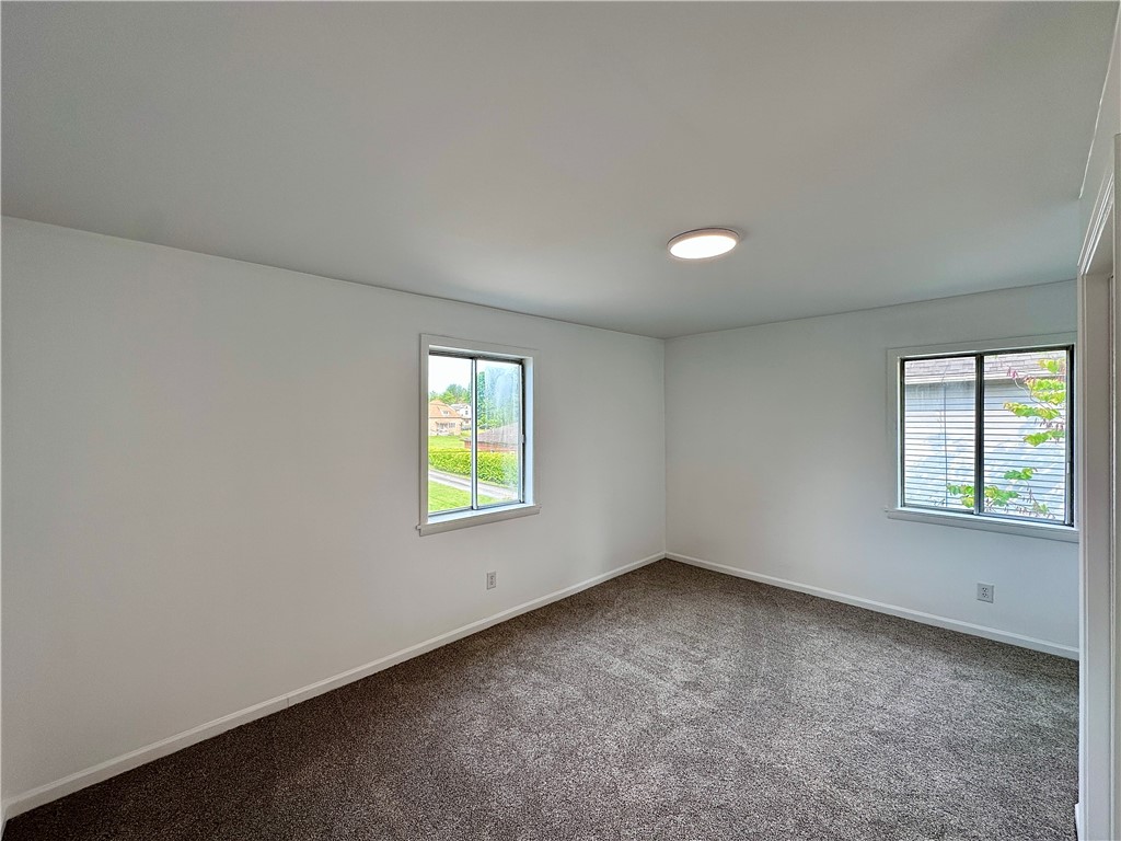 New Castle/4th, Pennsylvania 16101, United States, 2 Bedrooms Bedrooms, ,2 BathroomsBathrooms,Residential,Active,144351