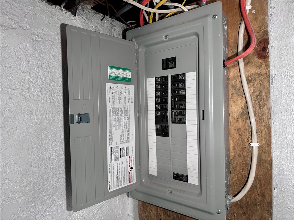 New Castle/4th, Pennsylvania 16101, United States, 2 Bedrooms Bedrooms, ,2 BathroomsBathrooms,Residential,Active,144351