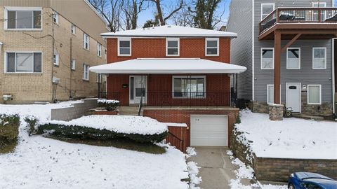 Photo of 118 Bailey Ave, Pittsburgh, PA 15211 (MLS # 1732827)