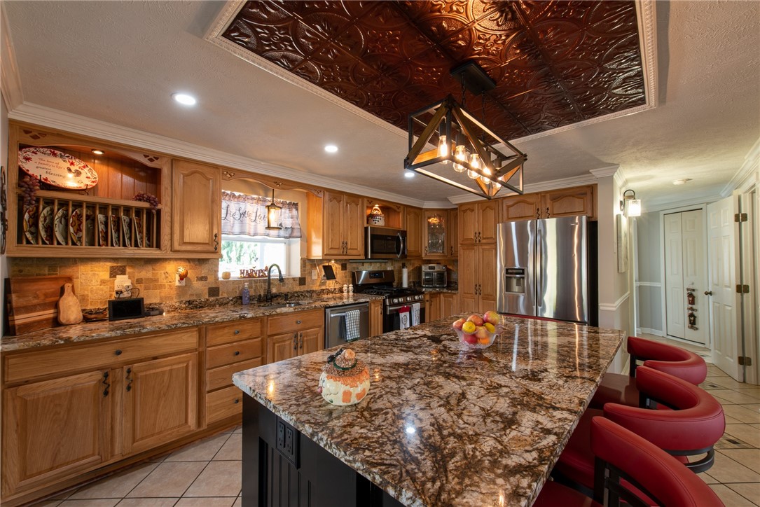 Allegheny Twp, Pennsylvania 15068, United States, 4 Bedrooms Bedrooms, ,3 BathroomsBathrooms,Residential,Contingent,216382