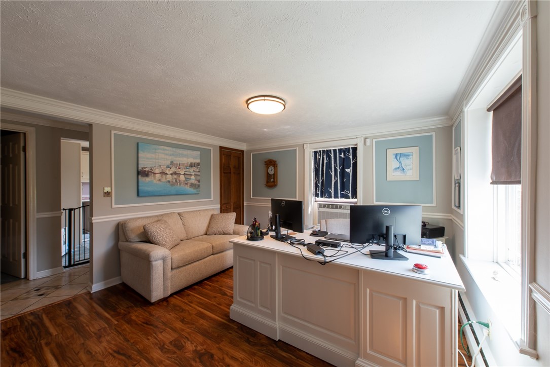 Allegheny Twp, Pennsylvania 15068, United States, 4 Bedrooms Bedrooms, ,3 BathroomsBathrooms,Residential,Contingent,216382