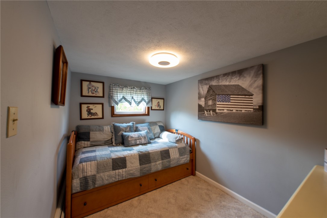 Allegheny Twp, Pennsylvania 15068, United States, 4 Bedrooms Bedrooms, ,3 BathroomsBathrooms,Residential,Contingent,216382