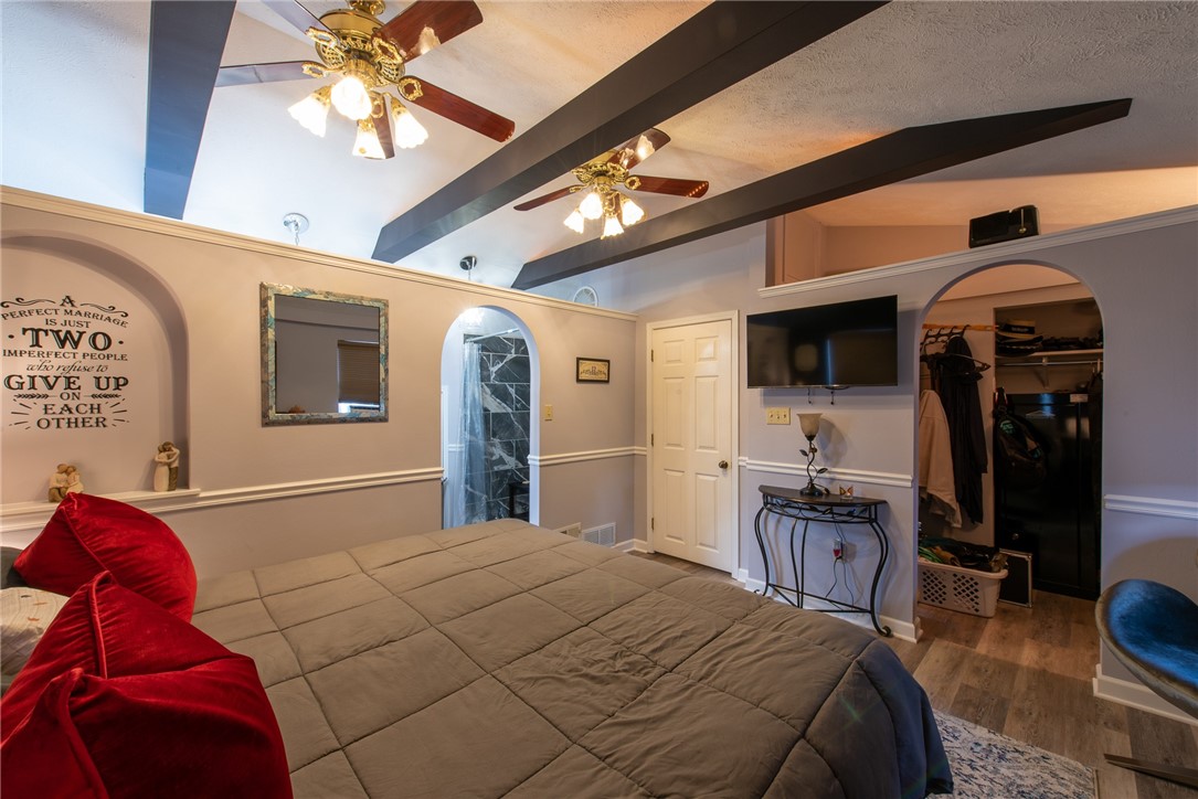 Allegheny Twp, Pennsylvania 15068, United States, 4 Bedrooms Bedrooms, ,3 BathroomsBathrooms,Residential,Contingent,216382