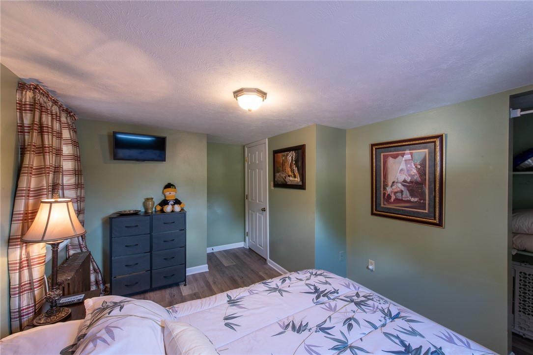 Allegheny Twp, Pennsylvania 15068, United States, 4 Bedrooms Bedrooms, ,3 BathroomsBathrooms,Residential,Contingent,216382