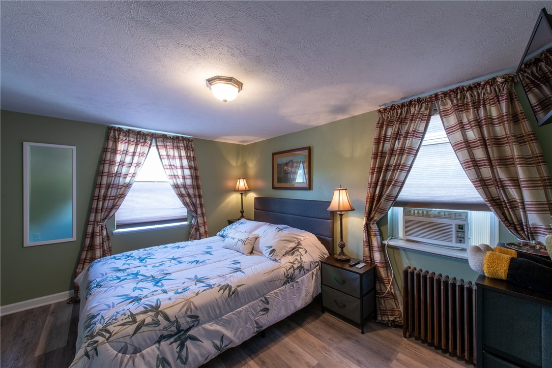 Allegheny Twp, Pennsylvania 15068, United States, 4 Bedrooms Bedrooms, ,3 BathroomsBathrooms,Residential,Contingent,216382