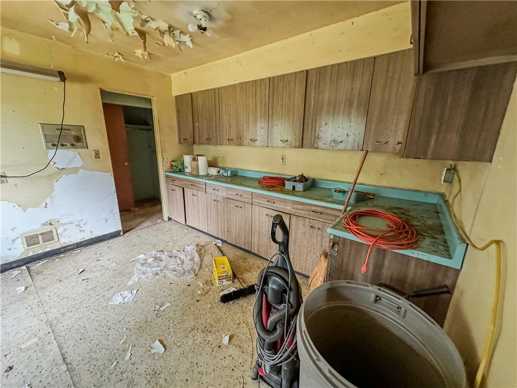 McCandless, Pennsylvania 15090, United States, 4 Bedrooms Bedrooms, ,4 BathroomsBathrooms,Residential,Pending,150447