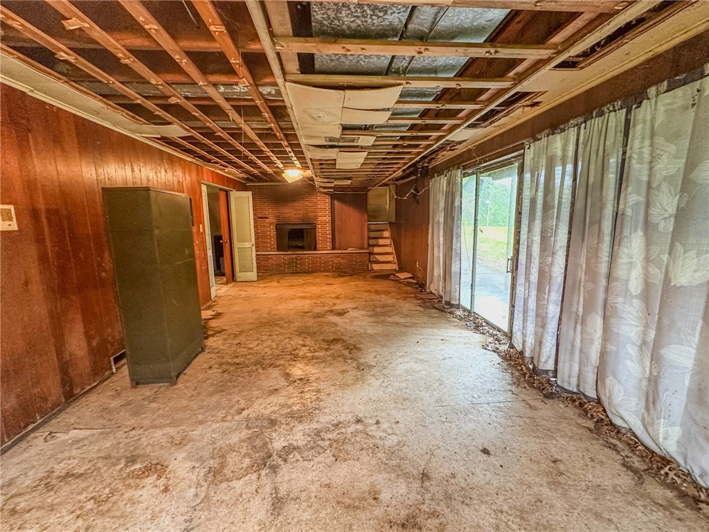 McCandless, Pennsylvania 15090, United States, 4 Bedrooms Bedrooms, ,4 BathroomsBathrooms,Residential,Pending,150447