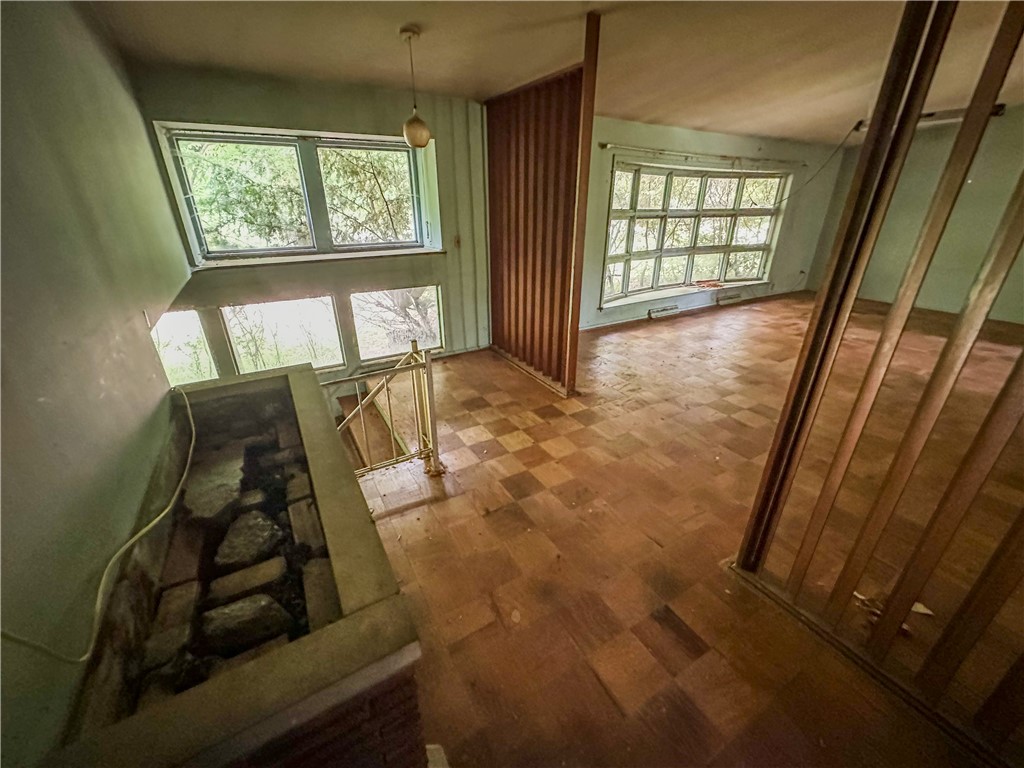 McCandless, Pennsylvania 15090, United States, 4 Bedrooms Bedrooms, ,4 BathroomsBathrooms,Residential,Pending,150447