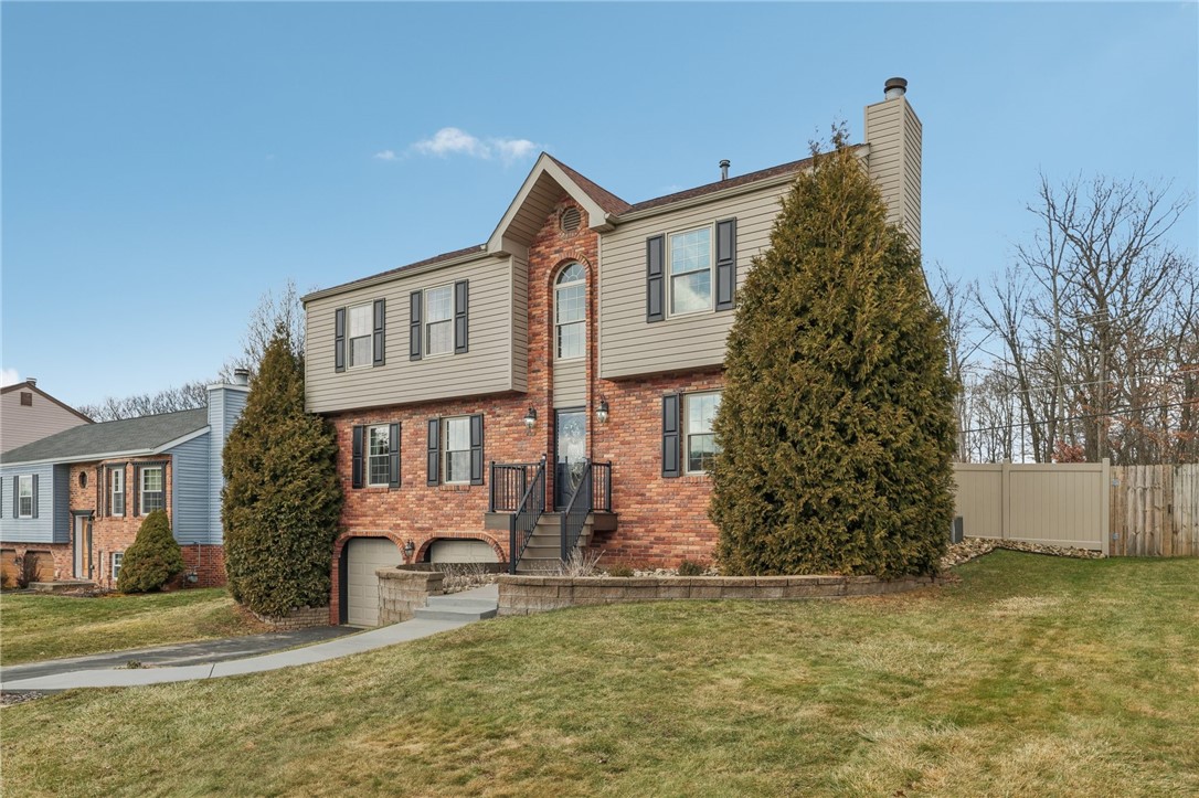 907 Glenwood Court