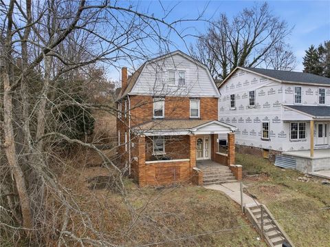 Homes For Sale - 290 Glenwood Dr Dr<br/> Beaver County, Ambridge, PA 15003