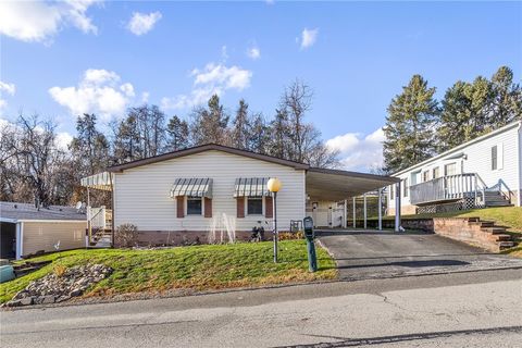 Homes For Sale - 210 Meadow Ln<br/> Murrysville, PA 15668