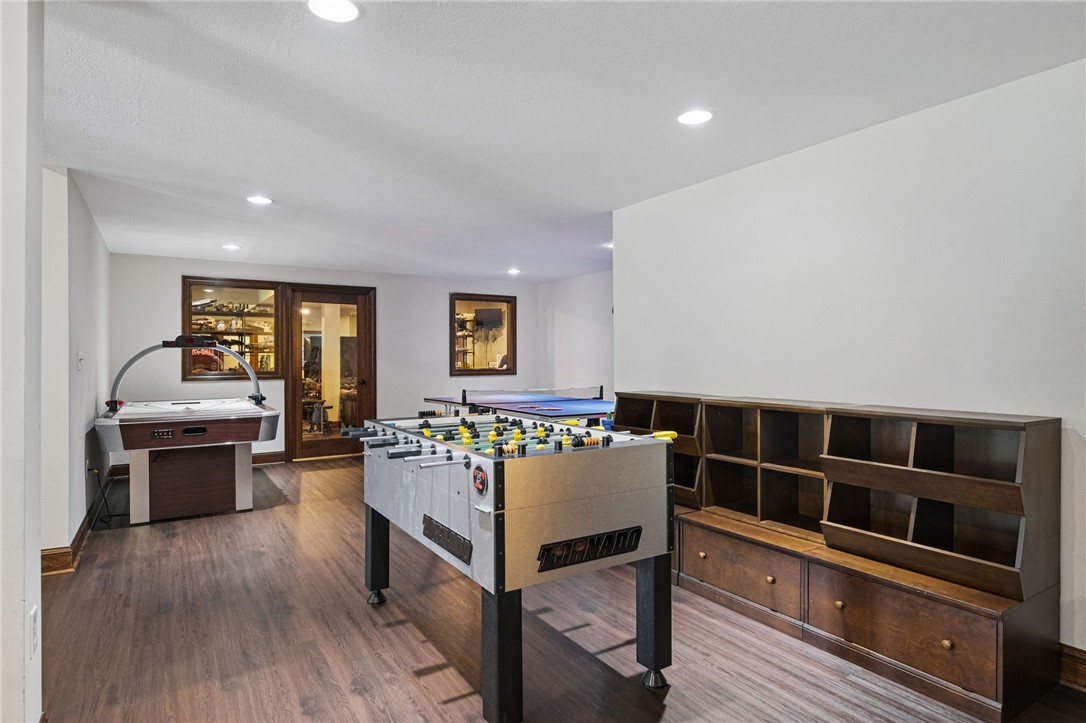 Pine Twp - Nal, Pennsylvania 15044, United States, 6 Bedrooms Bedrooms, ,6 BathroomsBathrooms,Residential,Active,147583