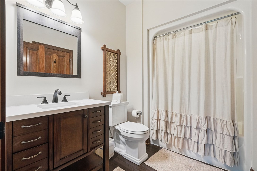 Pine Twp - Nal, Pennsylvania 15044, United States, 6 Bedrooms Bedrooms, ,6 BathroomsBathrooms,Residential,Active,147583