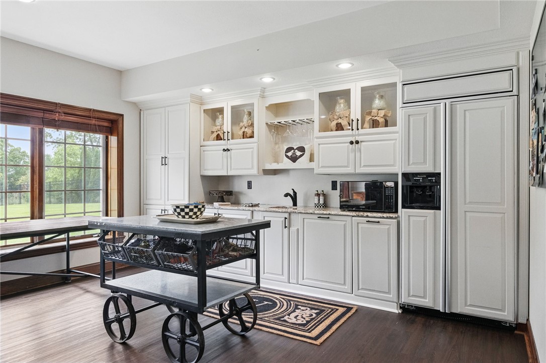 Pine Twp - Nal, Pennsylvania 15044, United States, 6 Bedrooms Bedrooms, ,6 BathroomsBathrooms,Residential,Active,147583