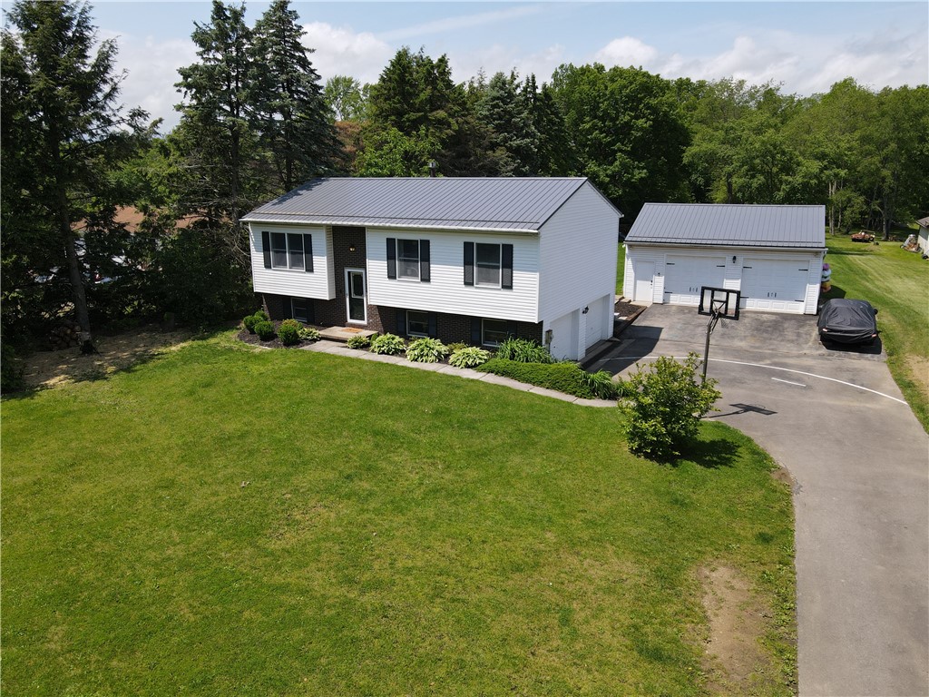 Center Twp - But, Pennsylvania 16001, United States, 3 Bedrooms Bedrooms, ,2 BathroomsBathrooms,Residential,Contingent,141610