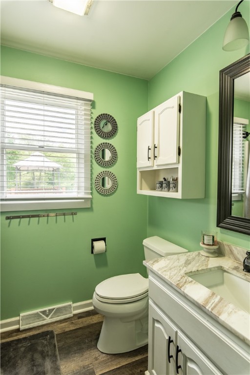 Center Twp - But, Pennsylvania 16001, United States, 3 Bedrooms Bedrooms, ,2 BathroomsBathrooms,Residential,Contingent,141610