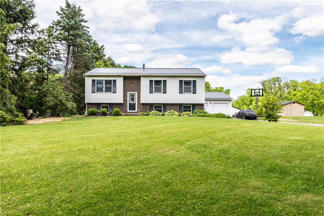 Center Twp - But, Pennsylvania 16001, United States, 3 Bedrooms Bedrooms, ,2 BathroomsBathrooms,Residential,Contingent,141610