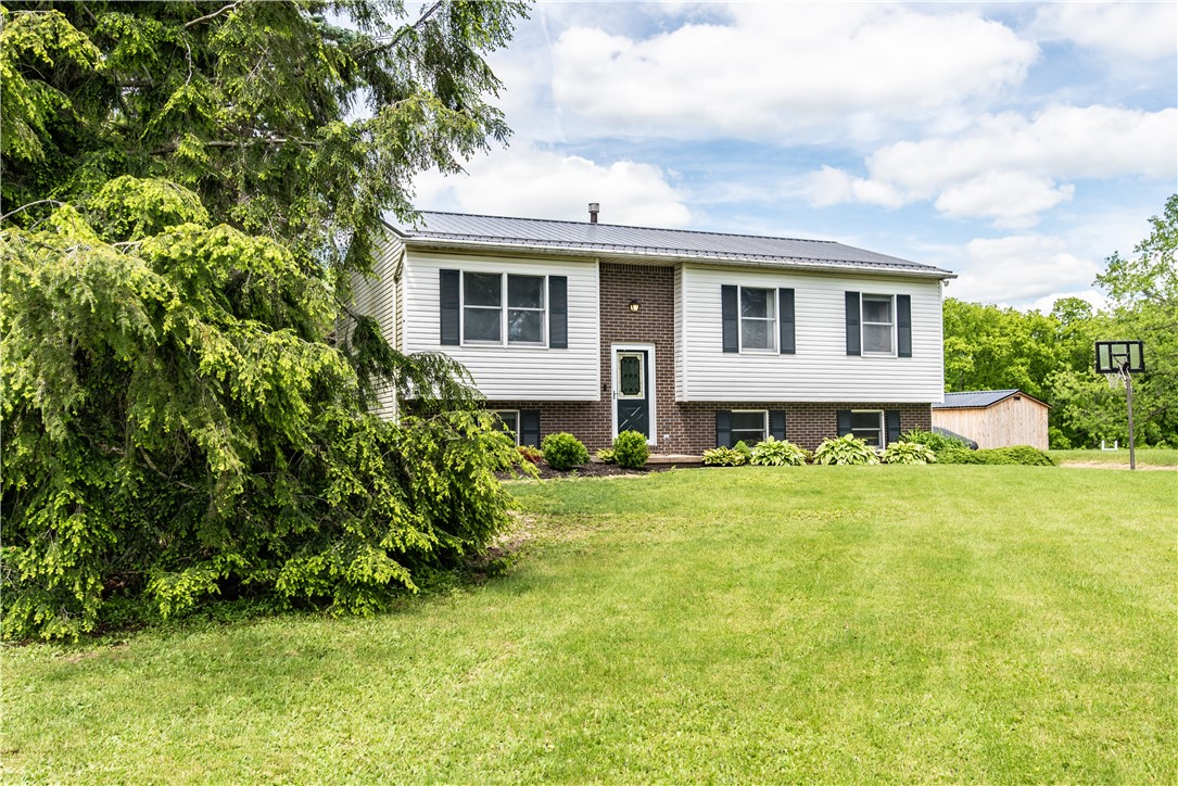 Center Twp - But, Pennsylvania 16001, United States, 3 Bedrooms Bedrooms, ,2 BathroomsBathrooms,Residential,Contingent,141610